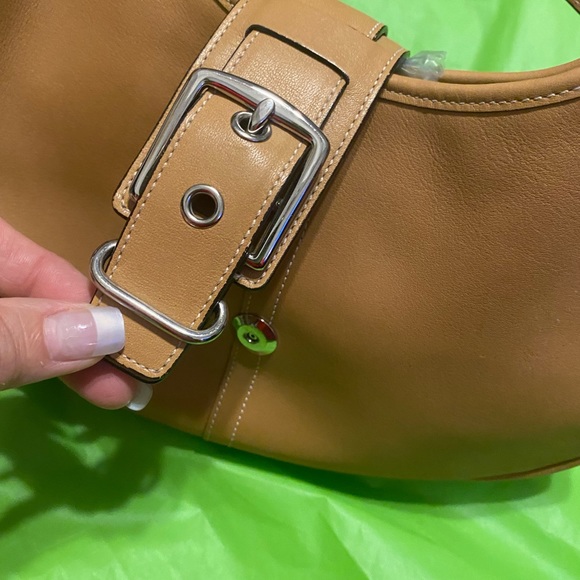 Coach tan shoulder bag - Picture 9 of 13